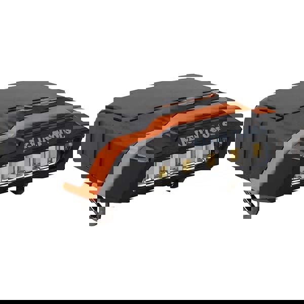 Free Standing Flashlight: LED, 2 Operating Modes